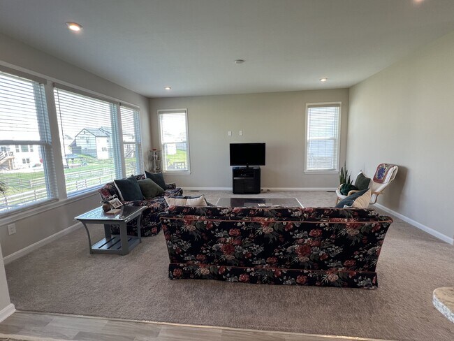 Building Photo - 6964 Briarcliff Ct