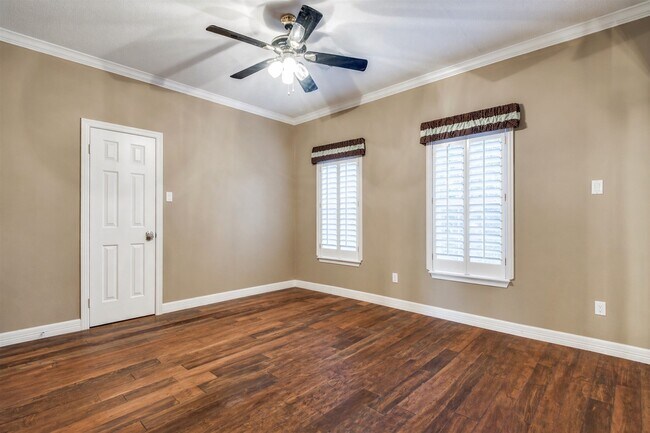 Building Photo - 16107 Wimbledon Forest Dr