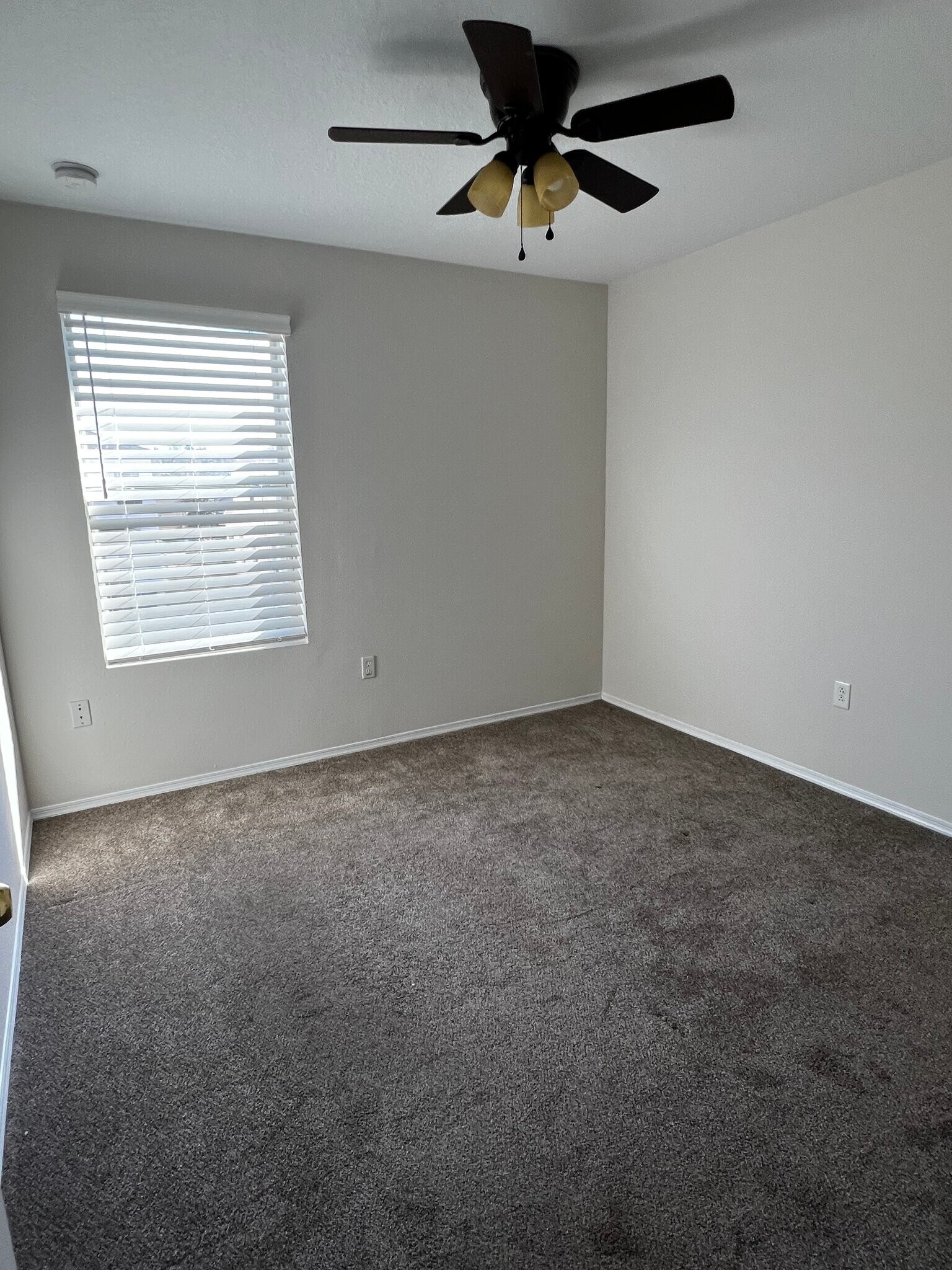 Building Photo - 18916 Randall Pl