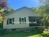Building Photo - 3790 Gentry Rd
