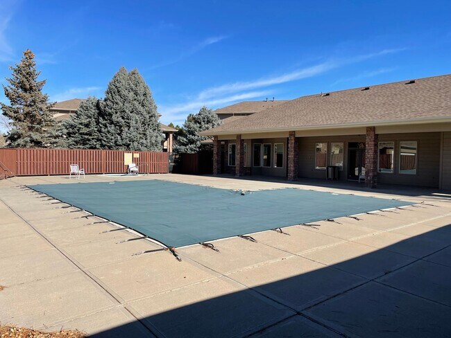 Building Photo - 1 Bedroom Apartment in Rockbridge! Parking...
