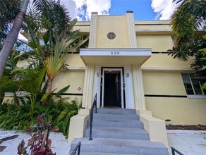 Building Photo - 520 11th Ave N