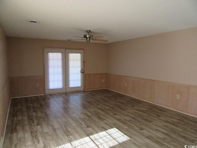 Building Photo - 4483 Baker St