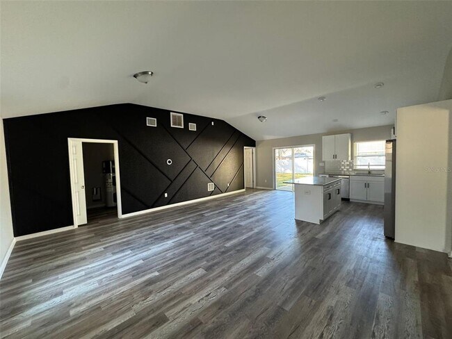 Building Photo - 16430 SE 89 Ct