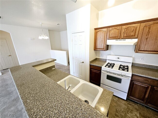 Building Photo - 9303 Gilcrease Ave
