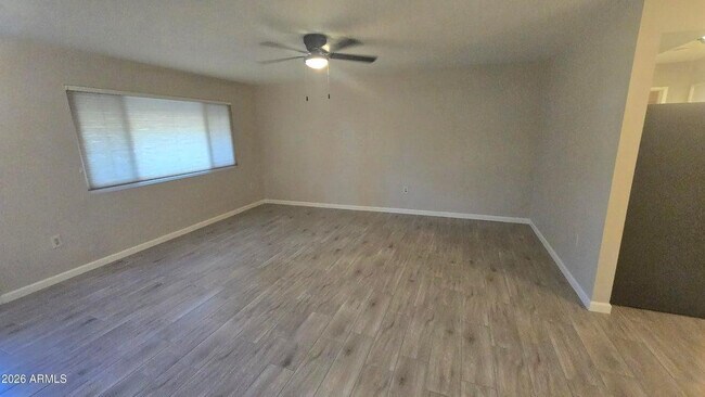 Building Photo - 10601 W Bolivar Dr