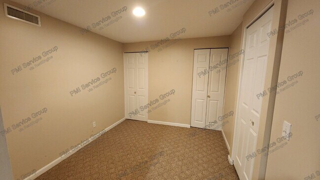 Building Photo - 1523 Schumacher Dr