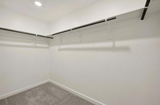 Building Photo - 15529 Olive Ter Trl