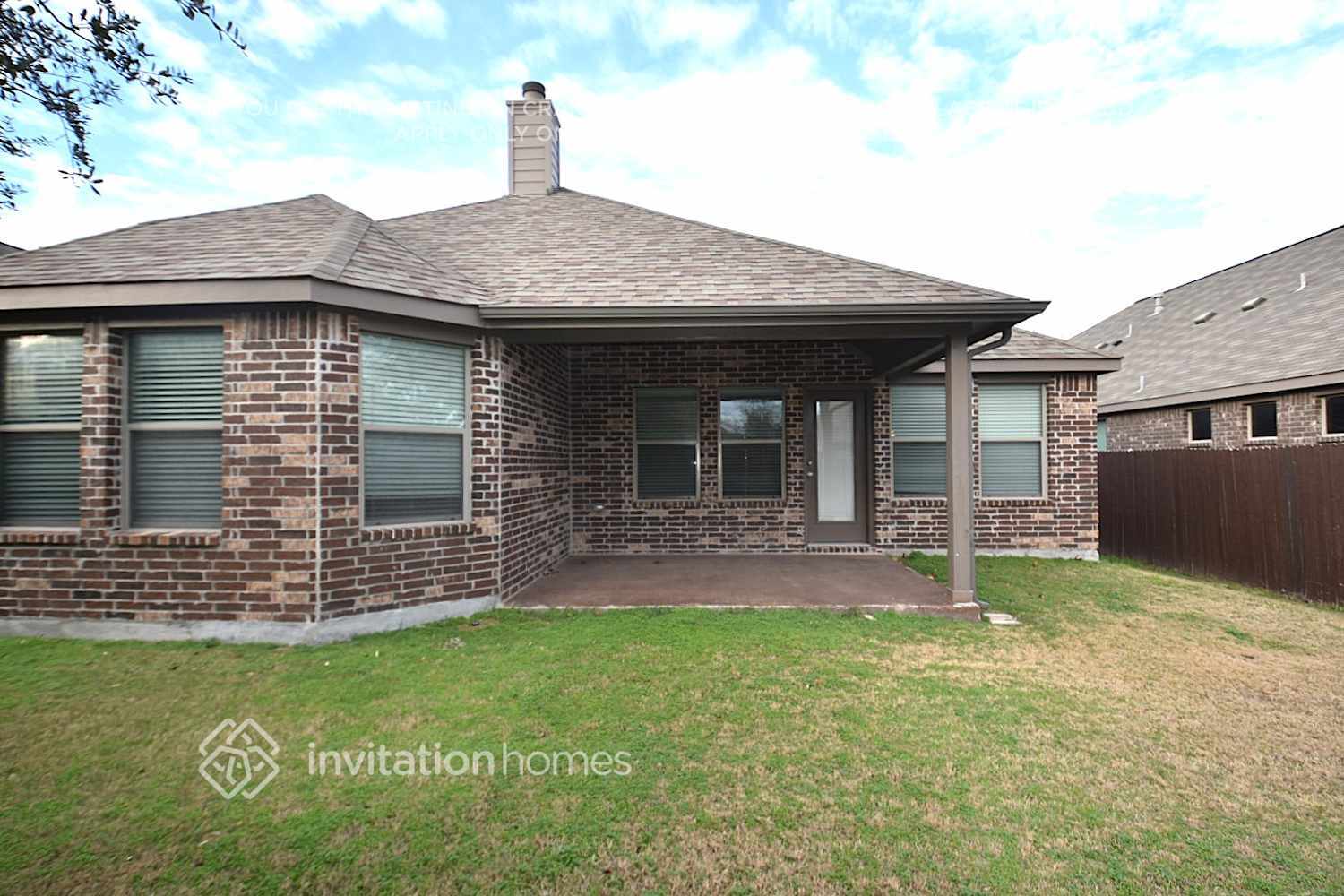 Building Photo - 2512 Flowing Springs Dr