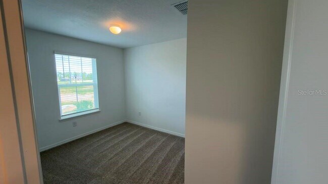 Building Photo - 4568 ORCHARD VIEW Aly