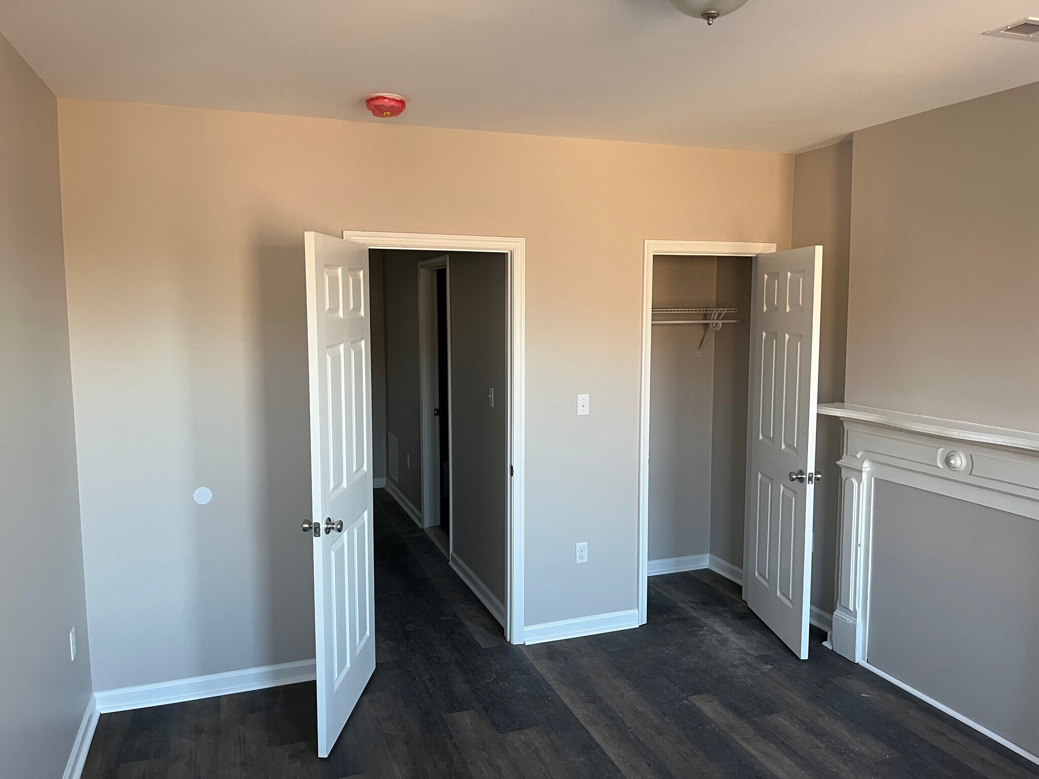 Building Photo - 1151 Myrtle Ave