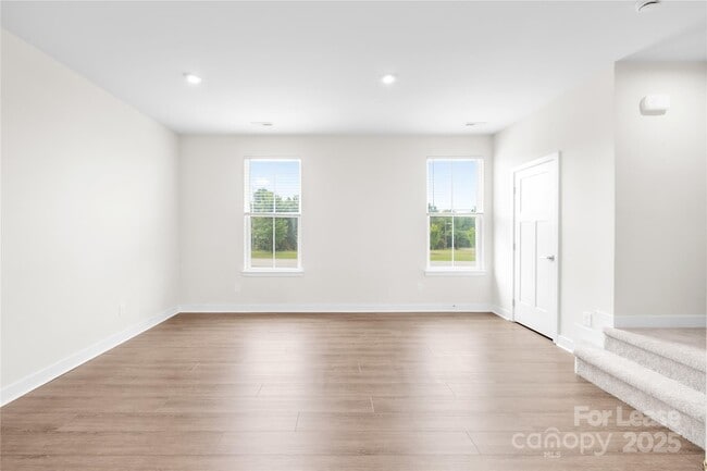 Building Photo - 1240 Newell Towns Ln