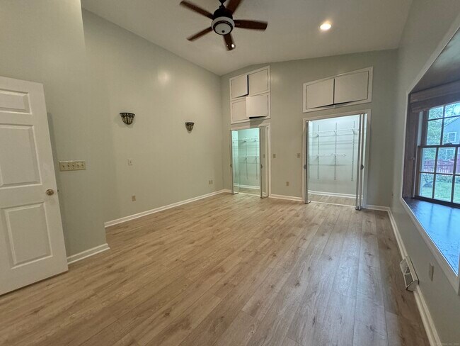 Building Photo - 61 Richard Brown Dr