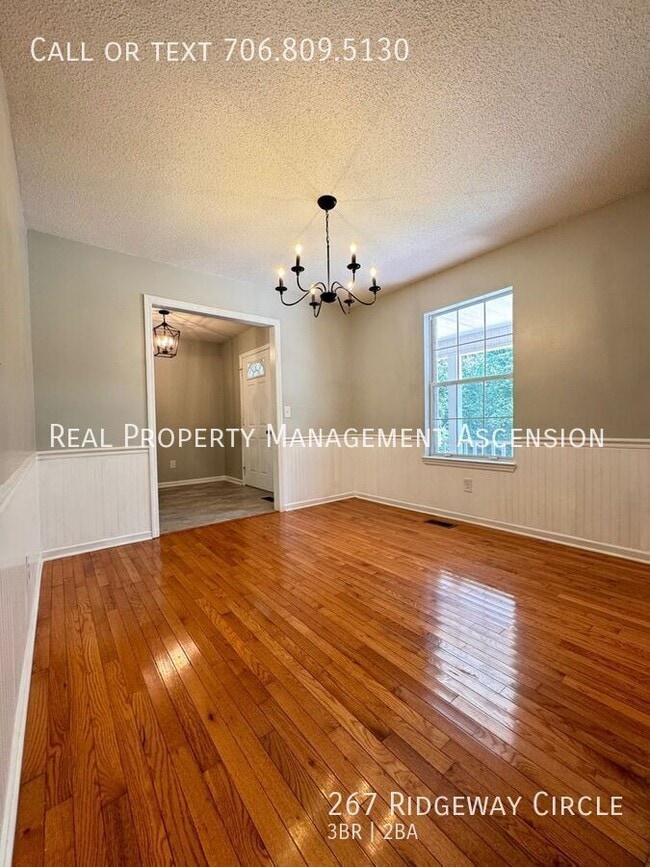 Building Photo - 267 Ridgeway Cir