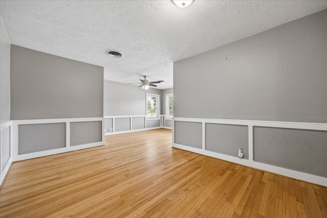 Building Photo - 207 Eldridge Rd