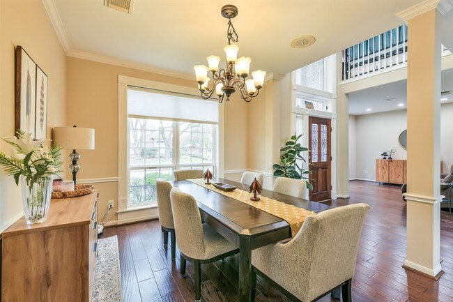 Building Photo - 3234 Shadowleaf Dr