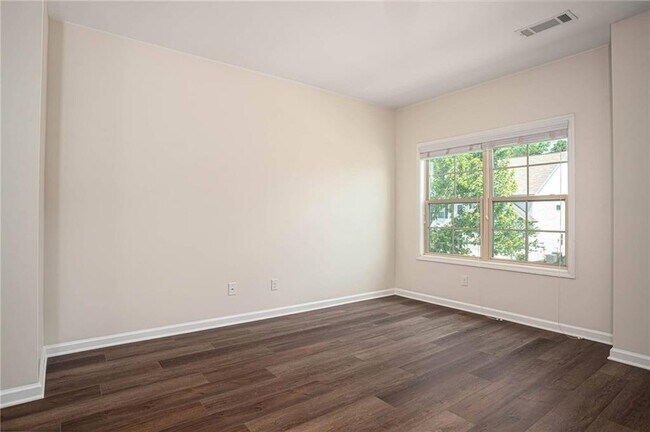 Building Photo - 138 Avery Lndg Wy