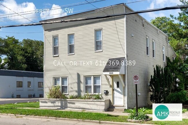 Building Photo - 1849 Godfrey Ave SW