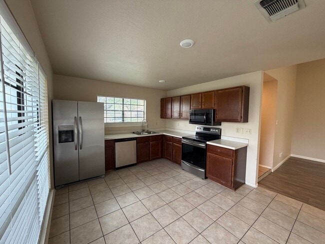 Building Photo - Charming Single-Story Home Near 1604 & Culebra