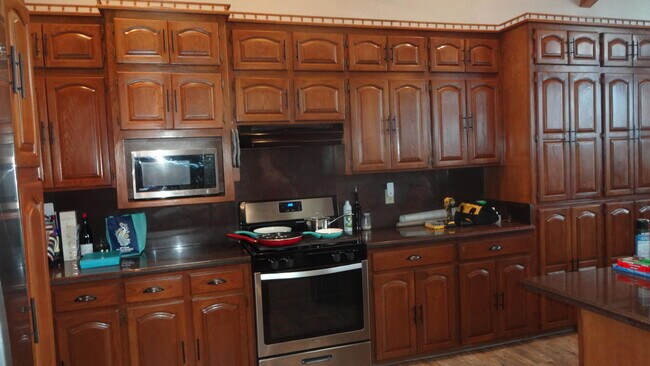 Building Photo - 2932 Devils Tower Cir