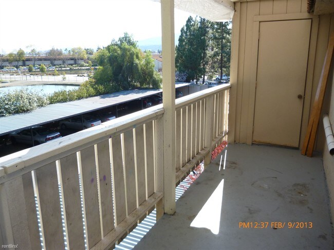 Building Photo - 501 W Hacienda Ave
