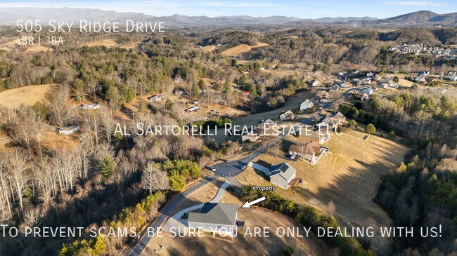 Building Photo - 505 Sky Ridge Dr