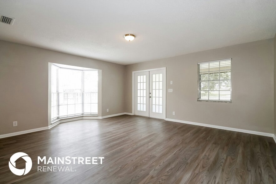 Building Photo - 4449 Chamber Ct