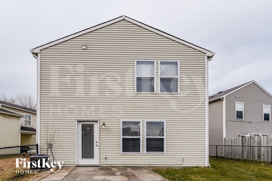 Building Photo - 6601 Black Antler Dr