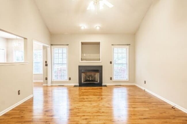 Building Photo - 1110 Devonshire Trail