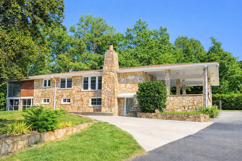 Building Photo - 165 Bankston Rd