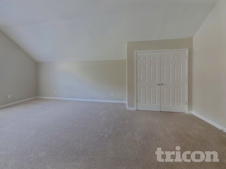 Building Photo - 3912 Laurel Bend Dr