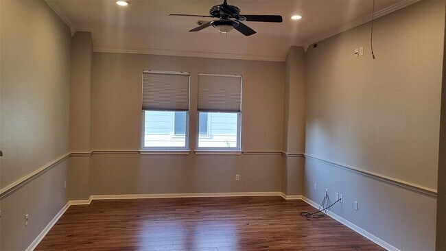 Building Photo - 8419 Sea Ash Cir