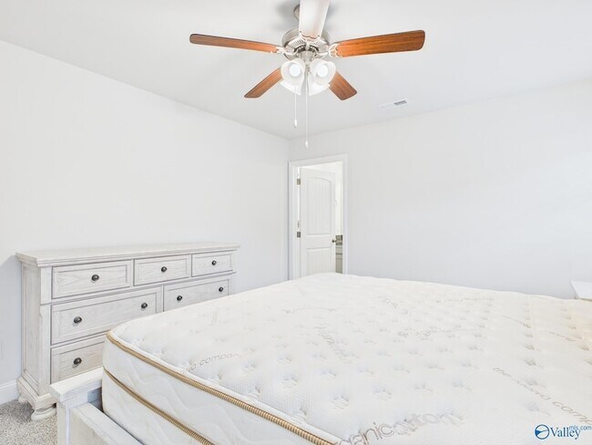 Building Photo - 15251 Lapwing Cv