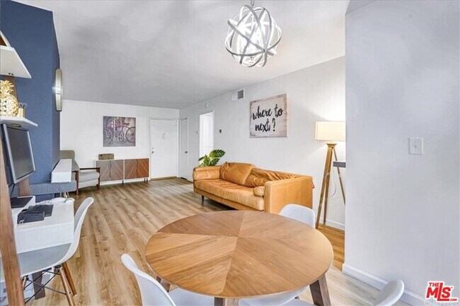 Building Photo - 13109 Summertime Ln