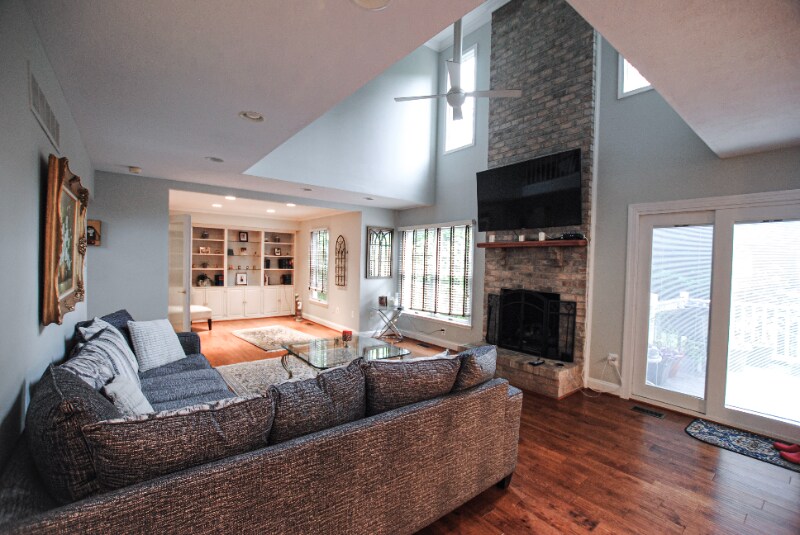 Building Photo - 9321 Ravenridge Rd