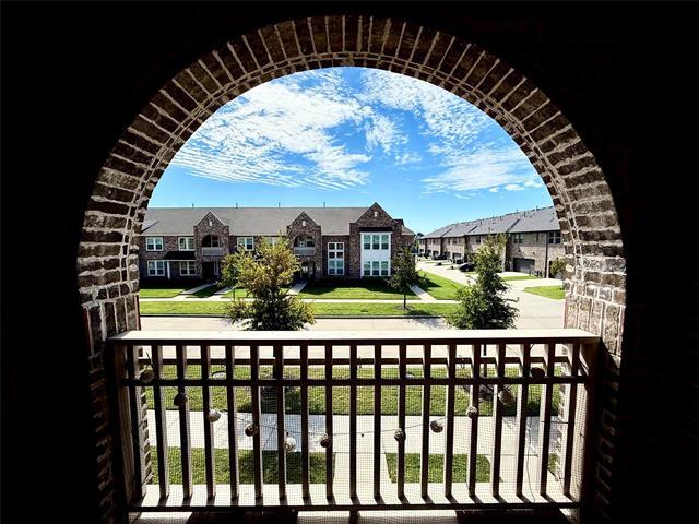 Building Photo - 3672 Wellesley Ave