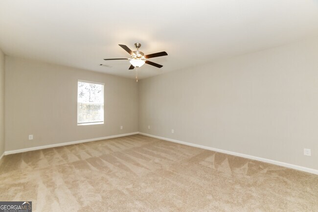 Building Photo - 517 Firethorn Ct