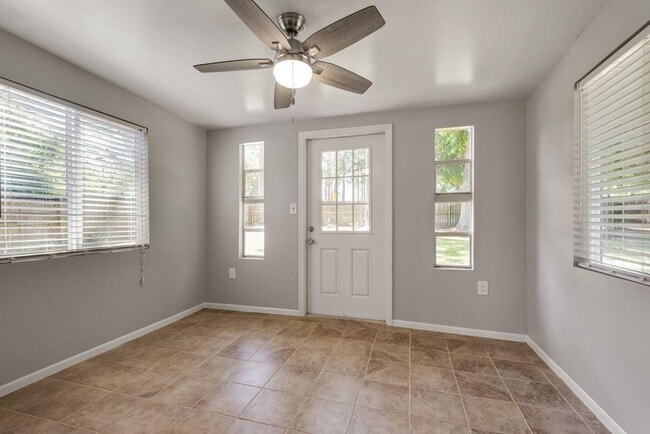 Building Photo - 4320 Carnwath Rd