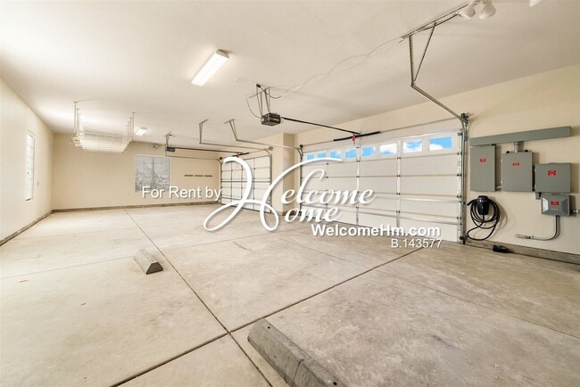 Building Photo - 15020 Redmond Lp