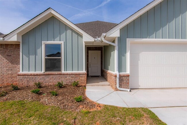 Building Photo - 8401 NW 162nd St