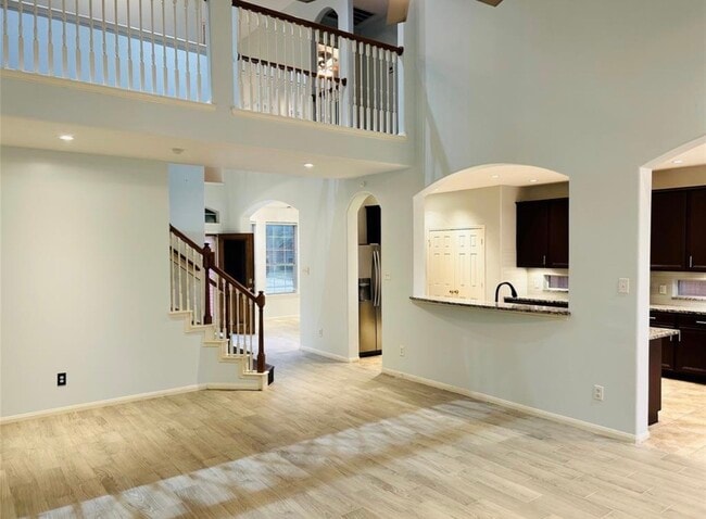 Building Photo - 9539 Still Cove Ln