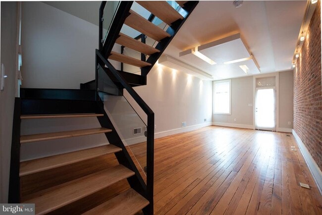 Building Photo - 3206 Elliott St