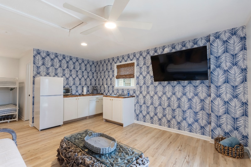 Building Photo - 22111 Bataan Ave