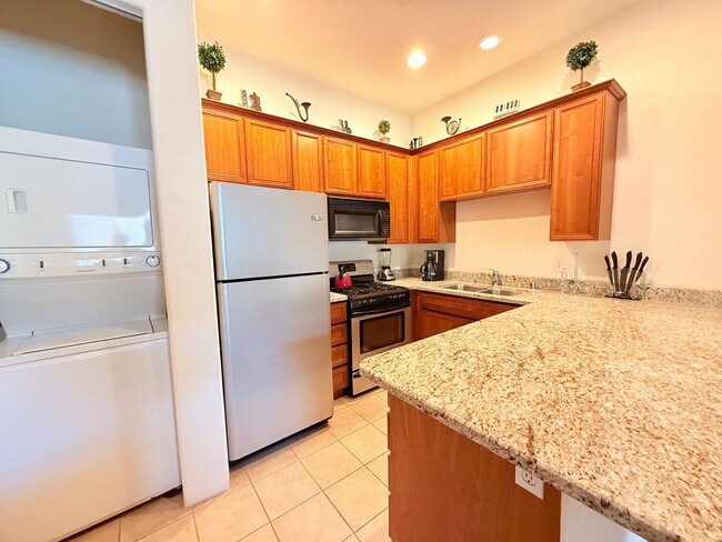 Building Photo - COMING SOON!! 1 Bedroom 1 Bathroom Condo in Casitas Las Rosas in La Quinta
