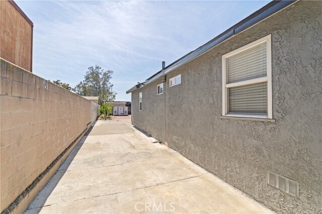 Building Photo - 8996 Newport Ave