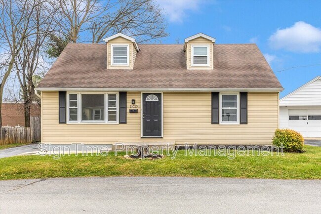 Primary Photo - 11025 Rosewood Dr