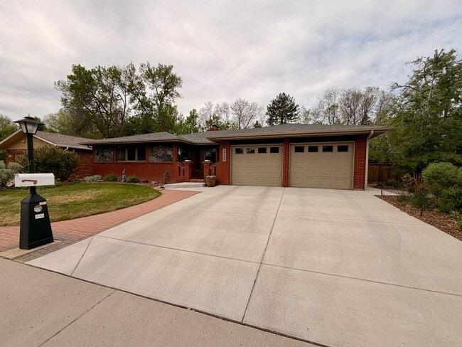 Building Photo - Fully Furnished Rockmont Heights Home with Sunroom, Multiple Fireplaces & Private Yard