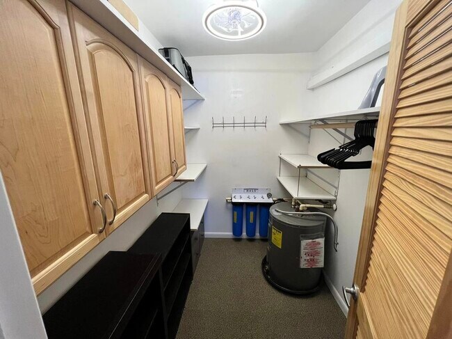 Building Photo - 2590 First St