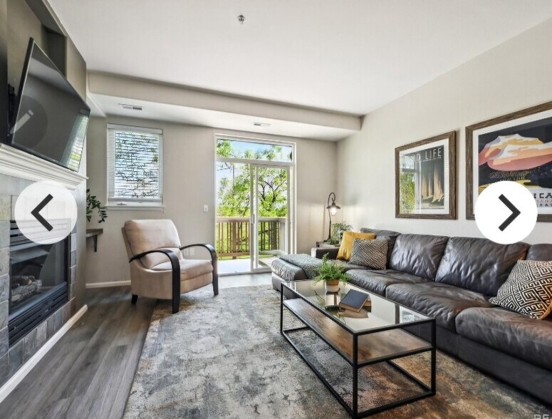 Building Photo - 2943 W Riverwalk Cir