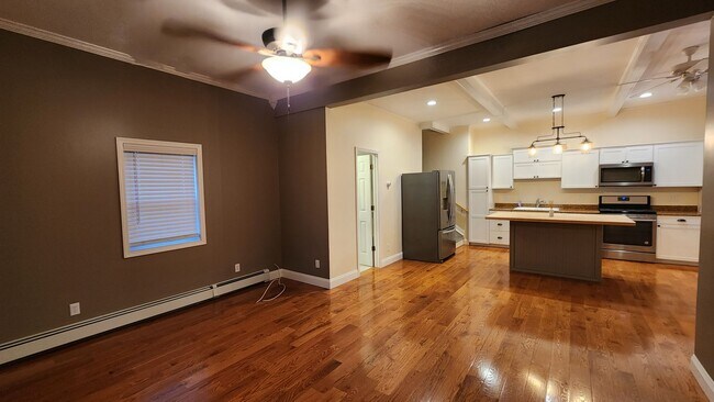 Building Photo - 15 1st Ave